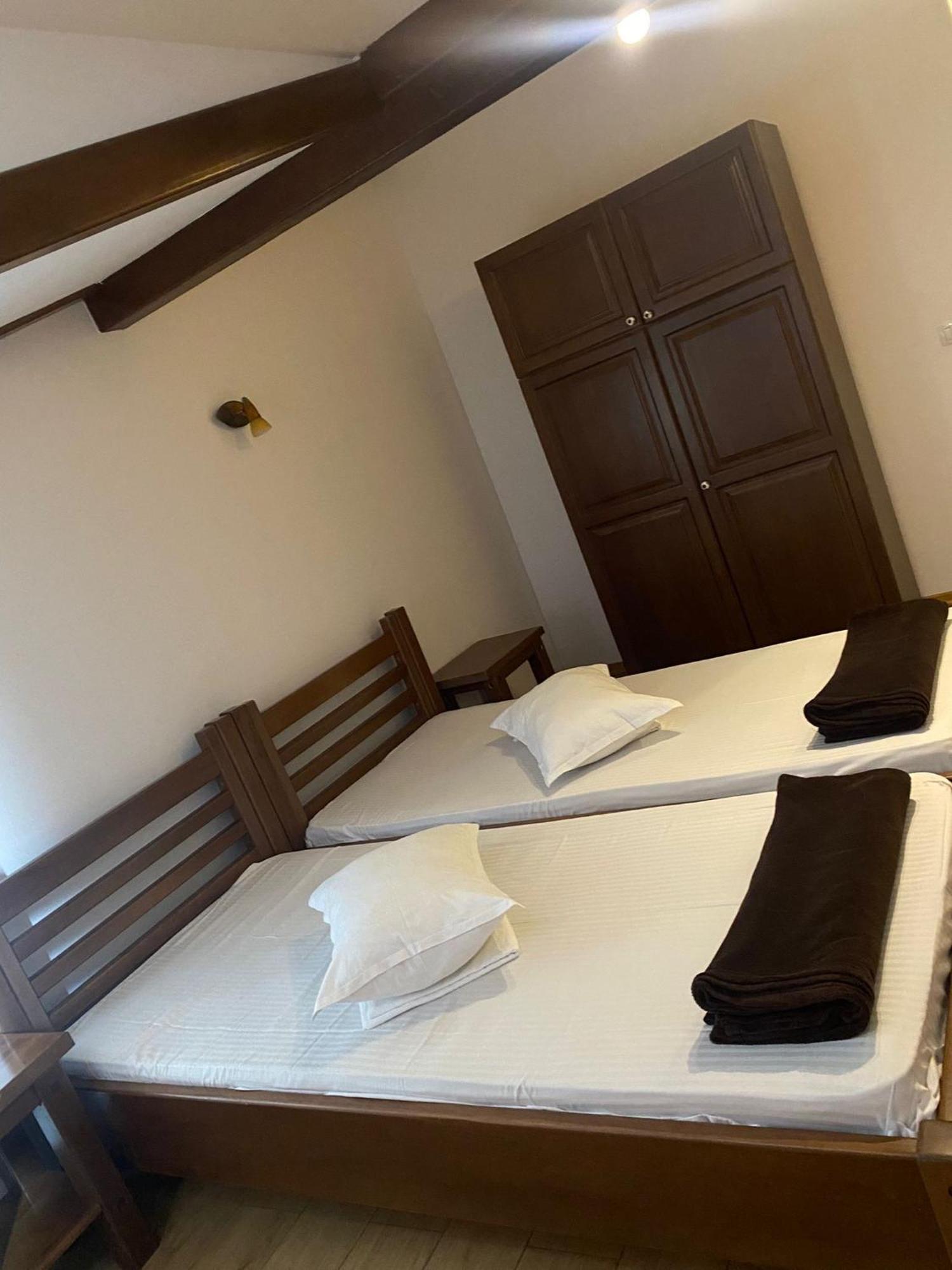 La Strada Hotel โอเนชต์ ภายนอก รูปภาพ